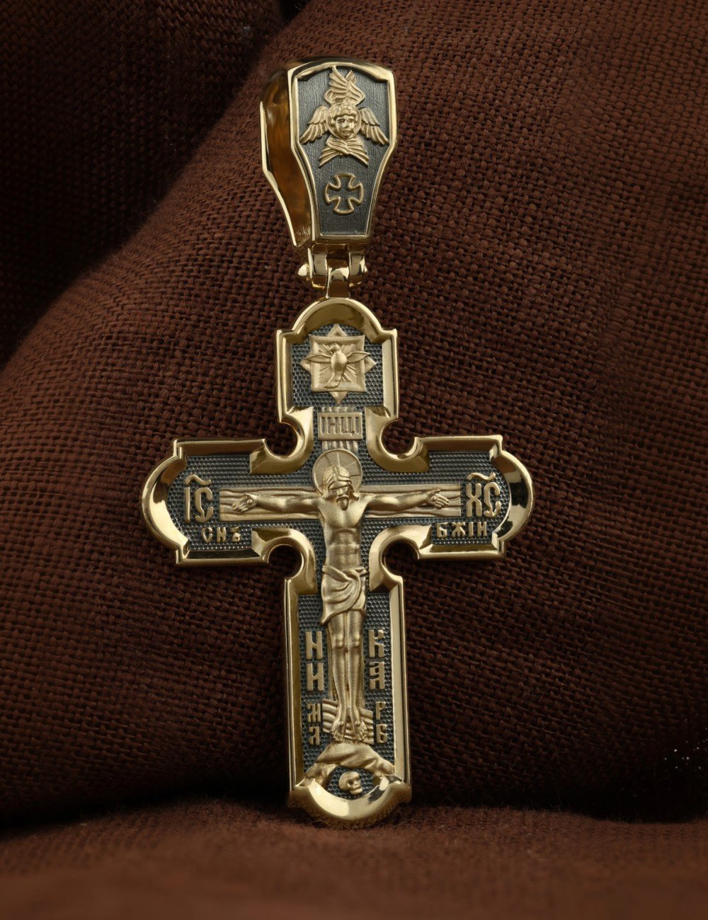 Крест из лимонного золота