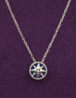 Колье из белого золота c бриллиантами и лазуритом