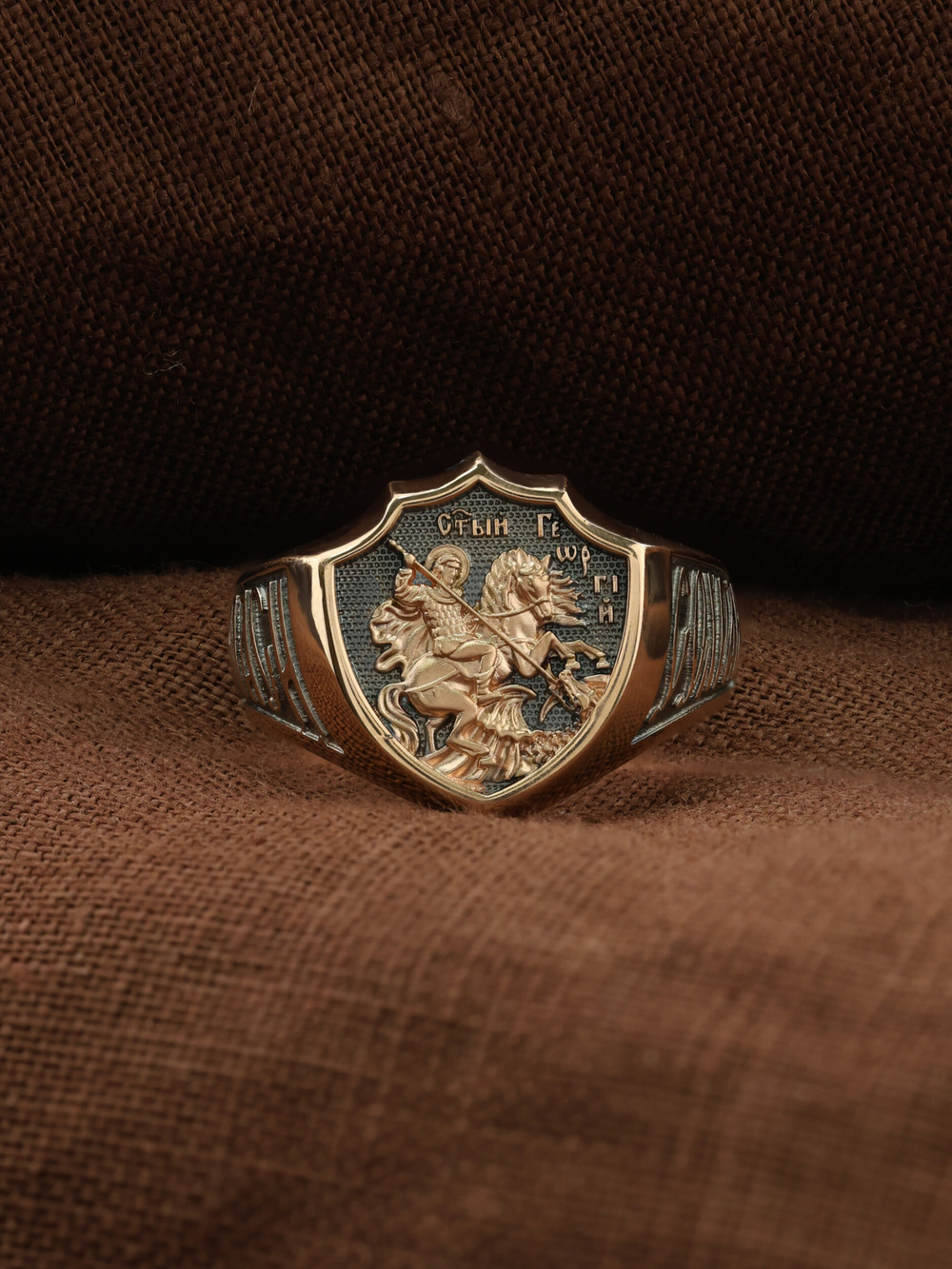 Кольцо из красного золота 585 пробы