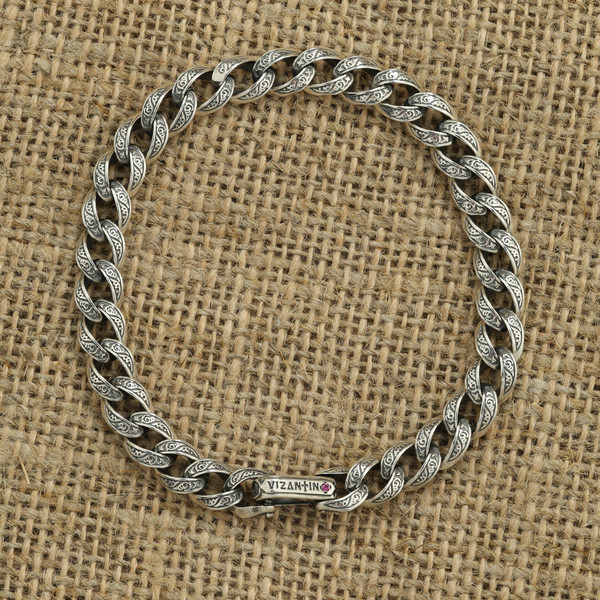 Браслет из серебра 925 пробы c рубином