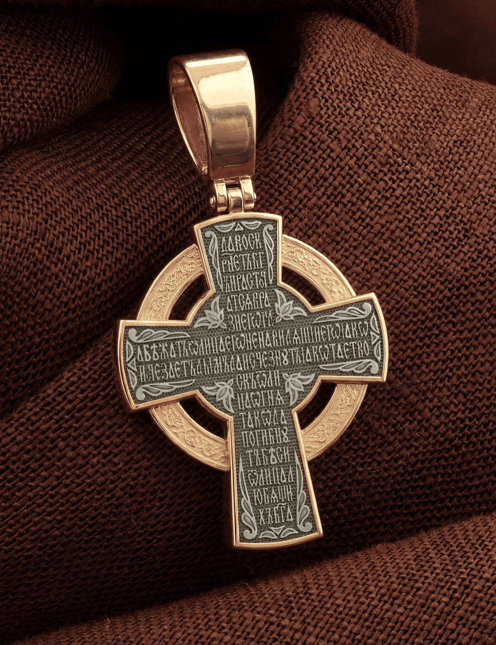 Крест из золота