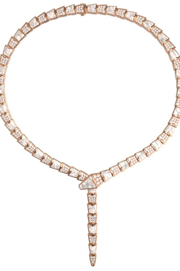 Колье из золота c бриллиантами и перламутром