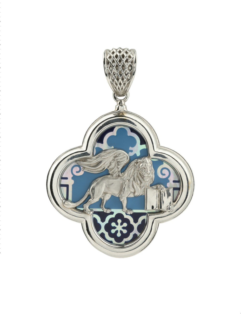 Подвеска из белого золота c эмалью и перламутром