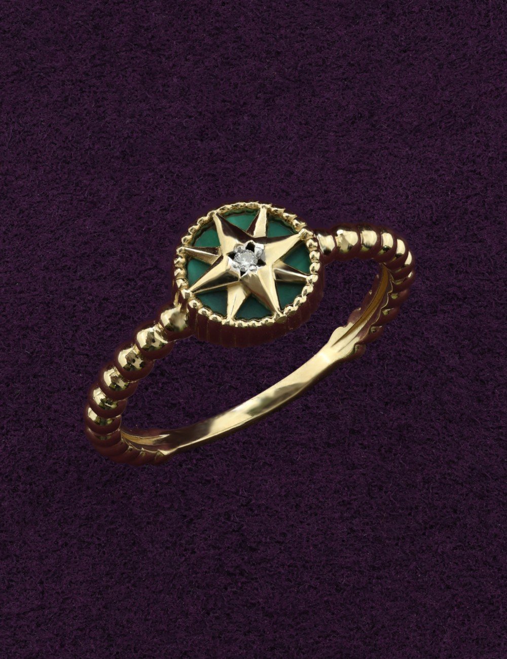 Кольцо из лимонного золота c бриллиантами и малахитом