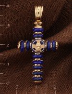 Крест из золота c лазуритом