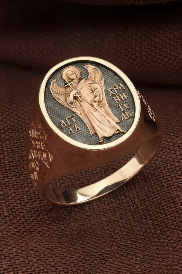 Кольцо из золота