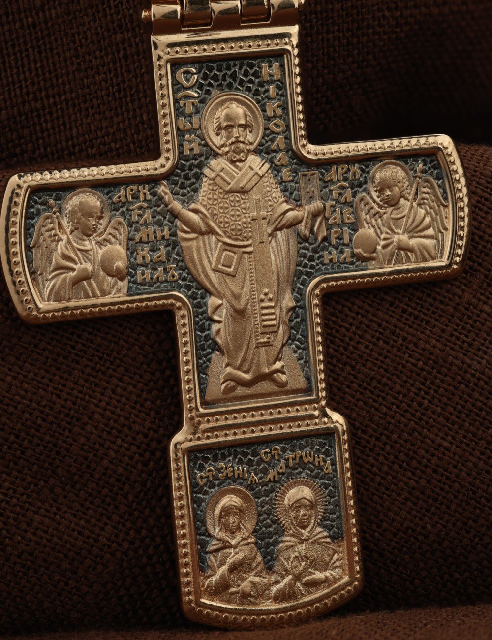 Крест из золота