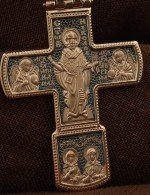 Крест из золота