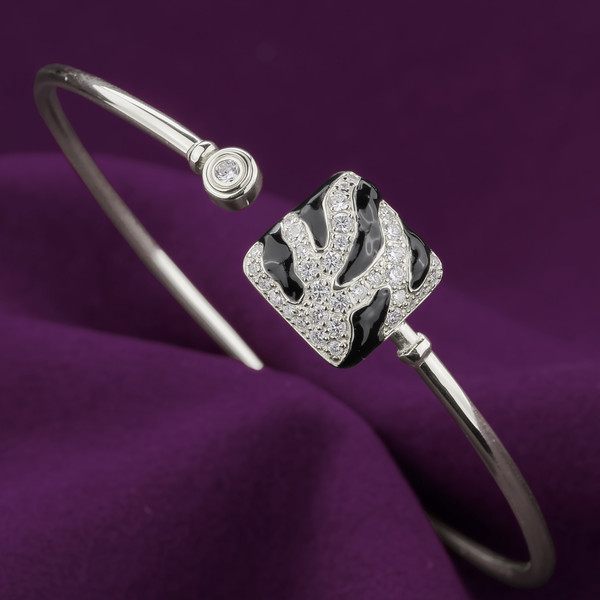 Браслет из белого золота 585 пробы c эмалью и бриллиантами