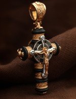 Крест из золота c ониксом