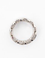 Кольцо из белого золота c бриллиантами и рубином