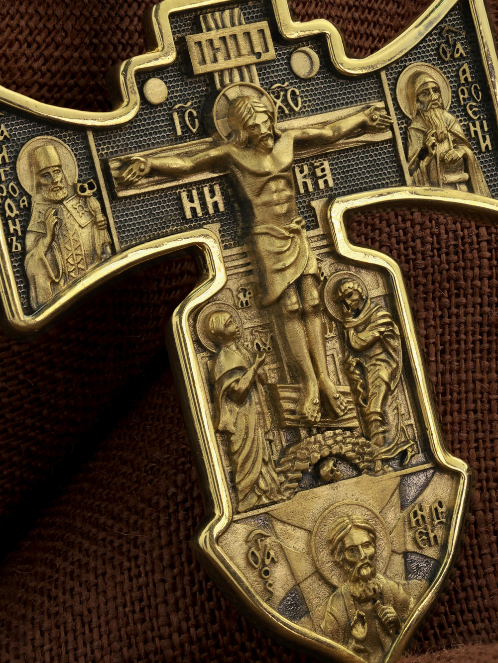 Крест из лимонного золота 585 пробы