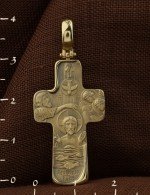 Крест из лимонного золота