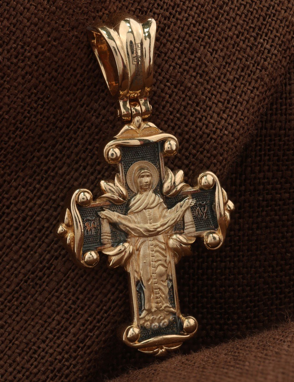 Крест из золота