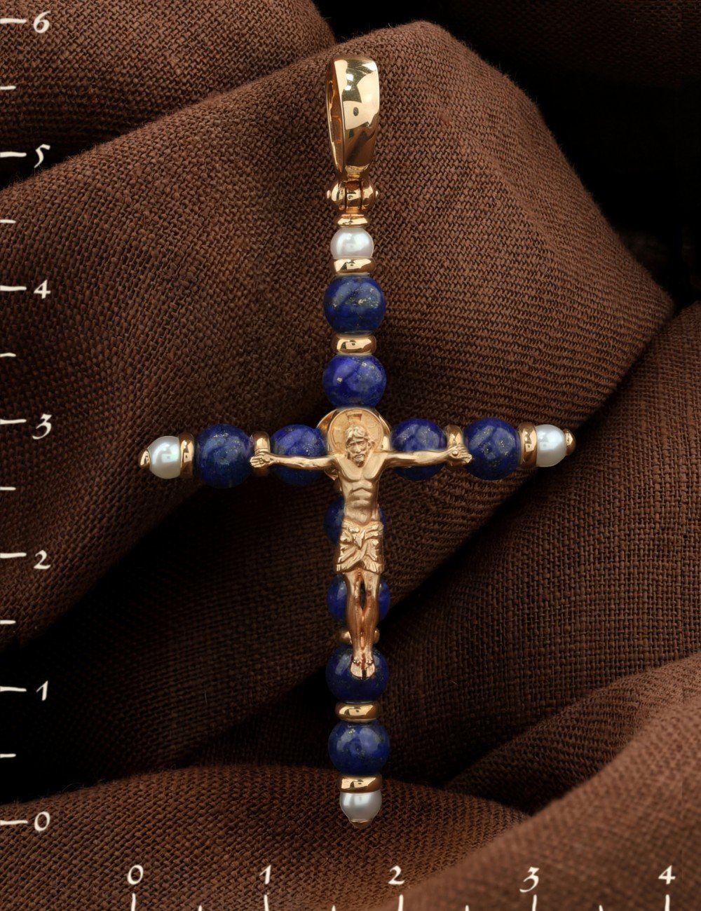 Крест из золота c жемчугом и лазуритом