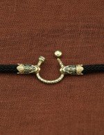 Шнурок шёлковый из зелёного золота c шёлковым шнурком