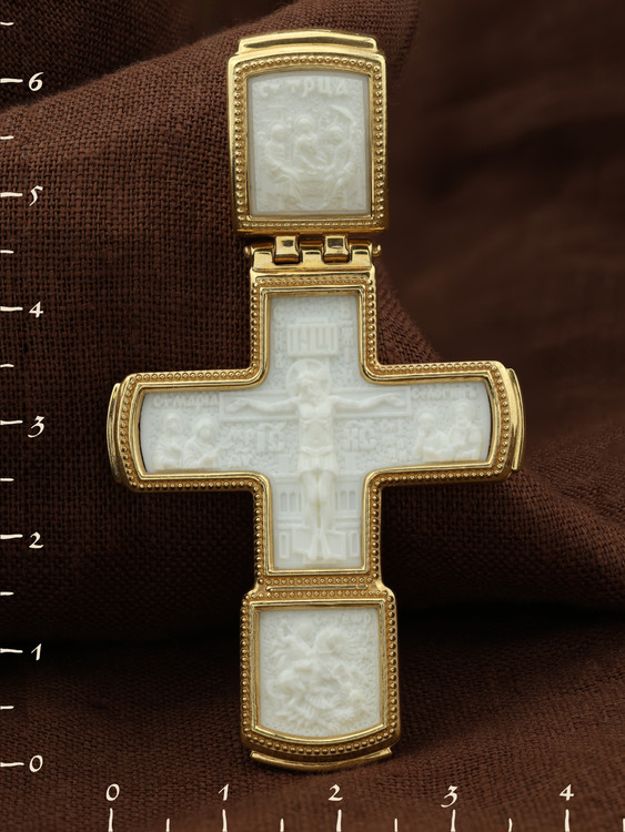 Крест из лимонного золота 585 пробы c бивнем мамонта