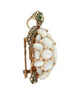 Брошь из золота c эмалью и перламутром