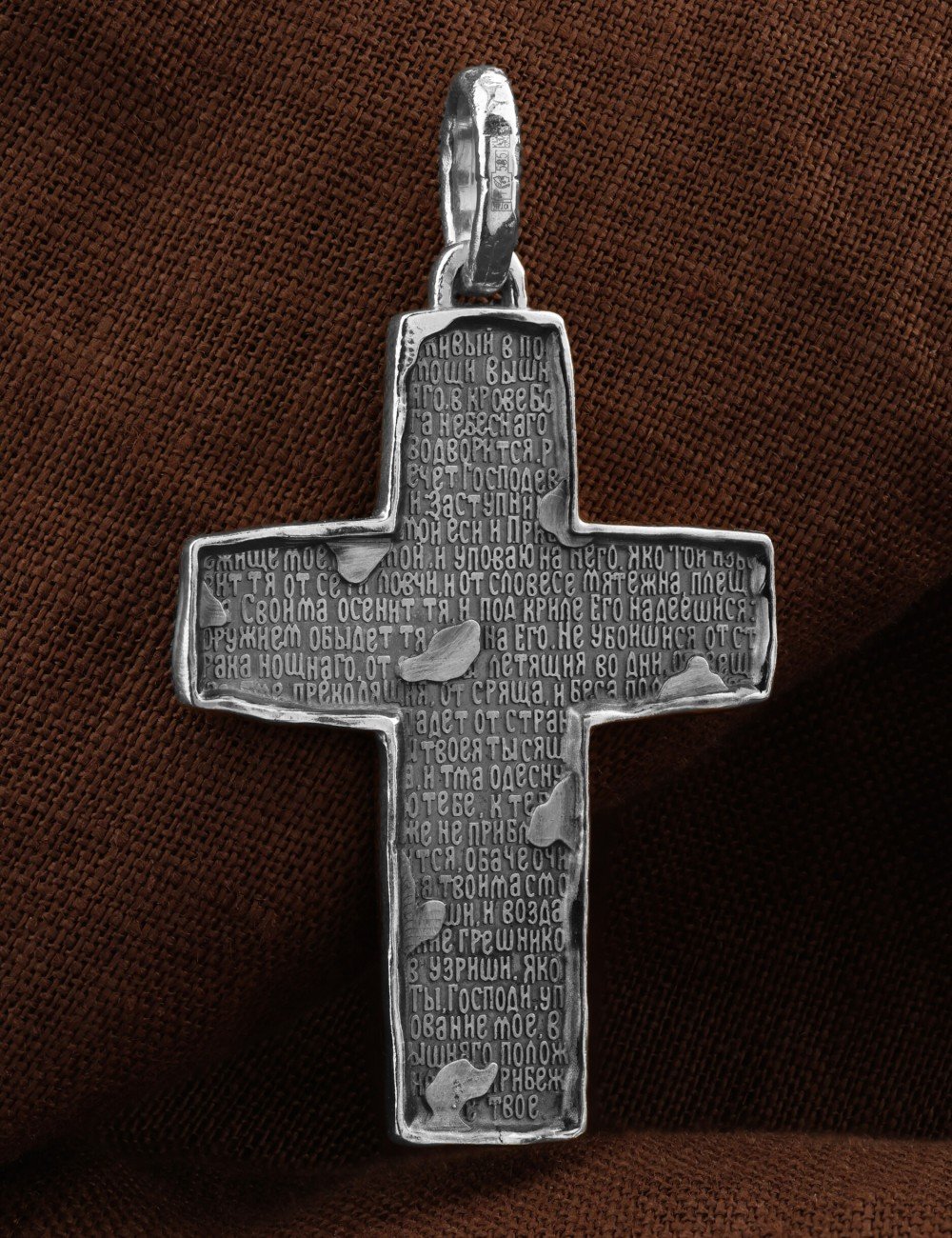 Крест из белого золота