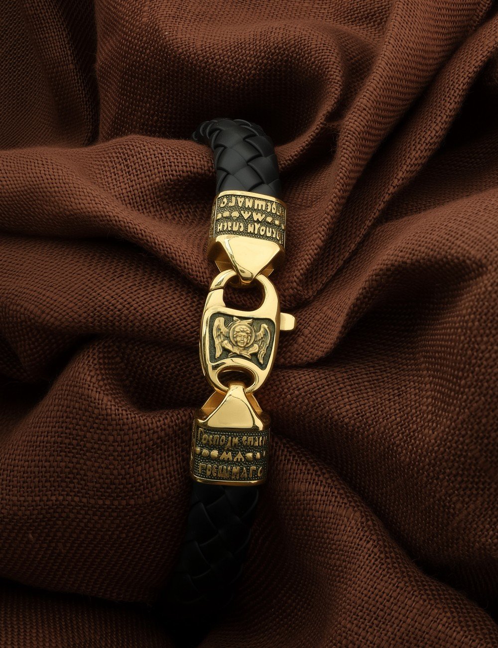 Браслет из лимонного золота c шнурком