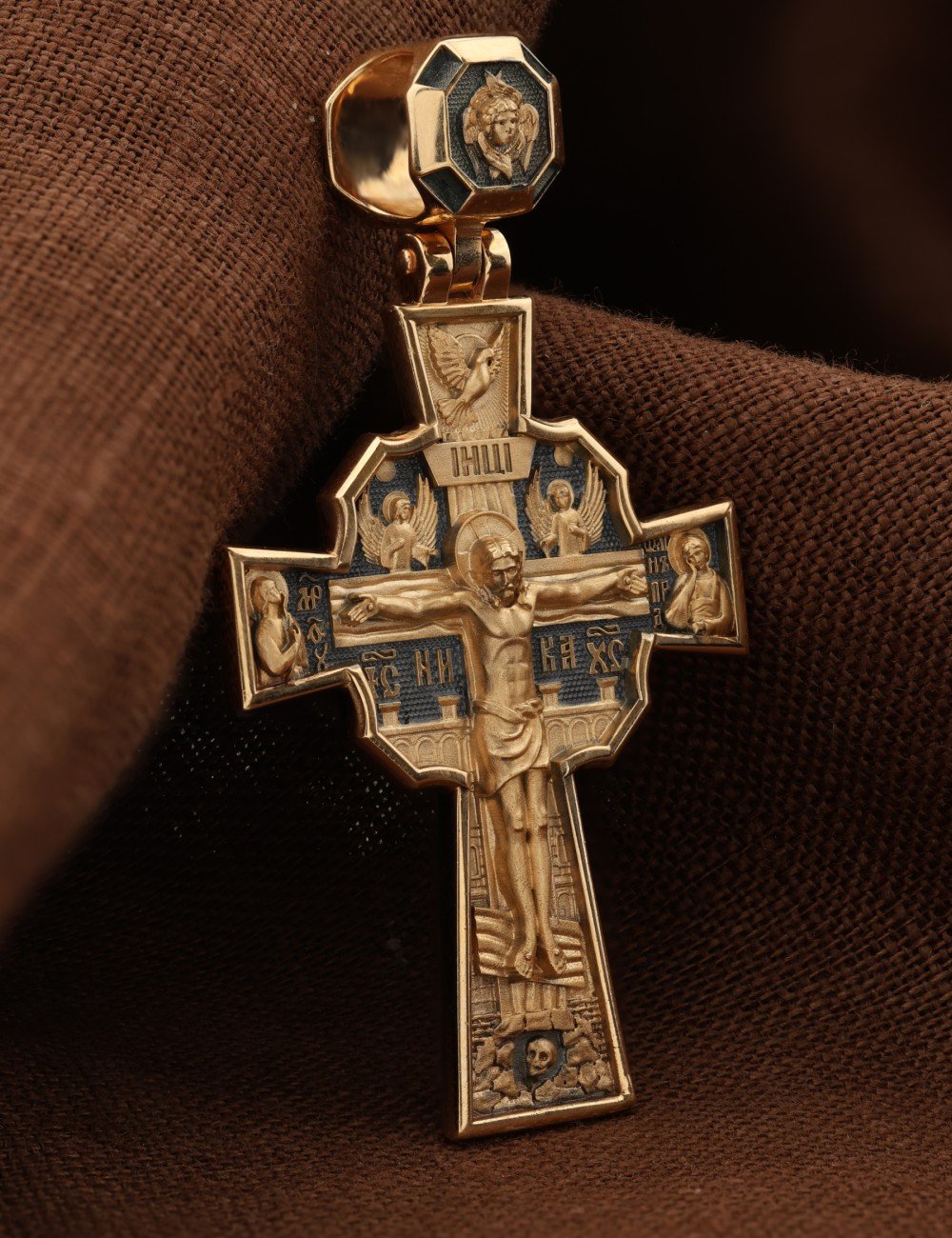 Крест из золота