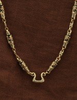 Цепь из лимонного золота c эмалью и эбеновым деревом