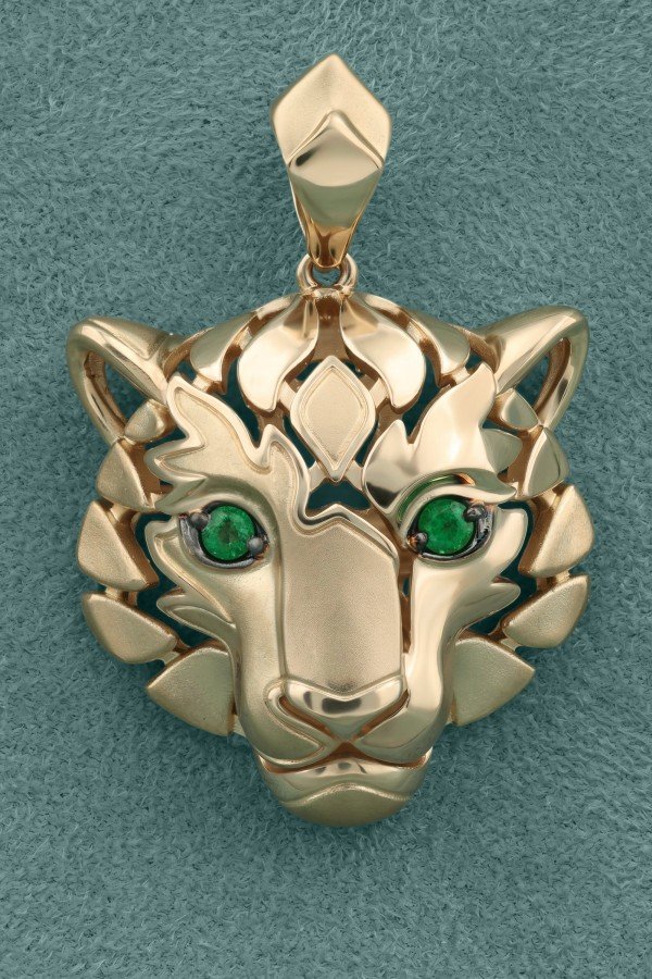 Подвеска из золота c изумрудом