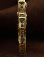 Крест из лимонного золота