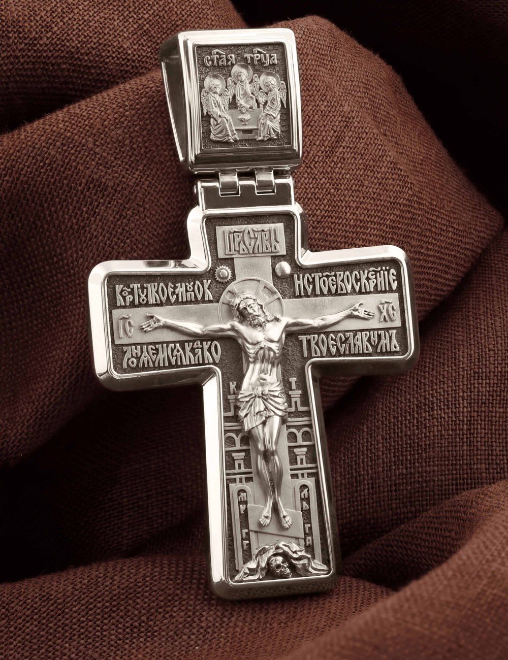 Крест из белого золота