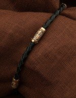 Браслет из золота c кожаным шнурком