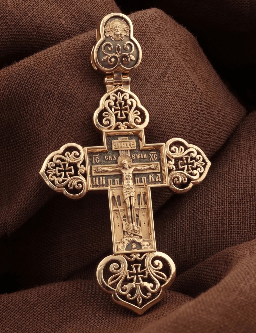 Крест из золота