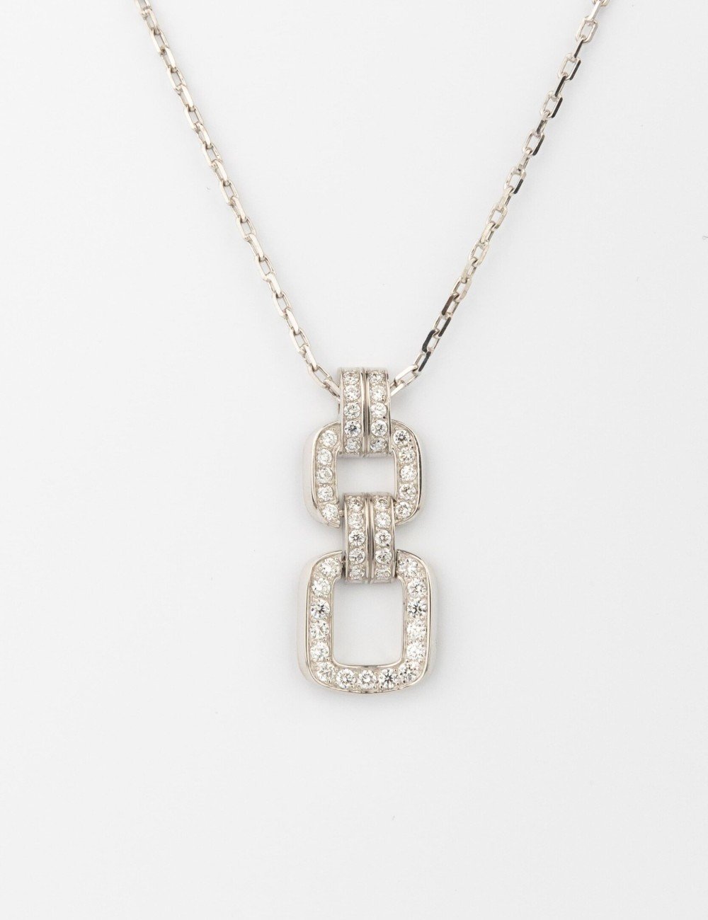 Колье из белого золота c бриллиантами