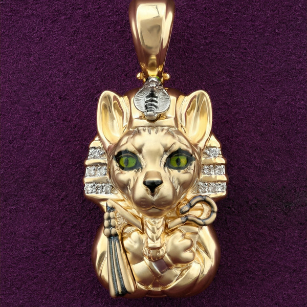 Подвеска из лимонного золота 585 пробы c эмалью, бриллиантами и рубином