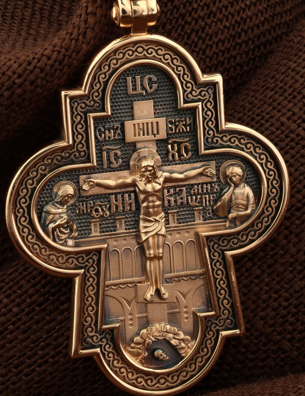 Крест из золота