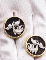 Серьги из лимонного золота c эбеновым деревом