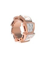 Подвеска из золота c бриллиантами и перламутром