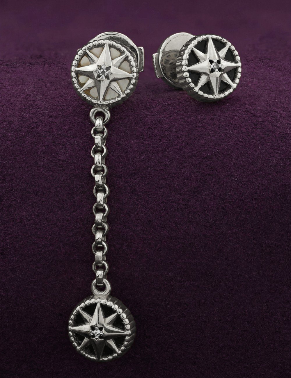 Серьги из белого золота c бриллиантами, ониксом и перламутром