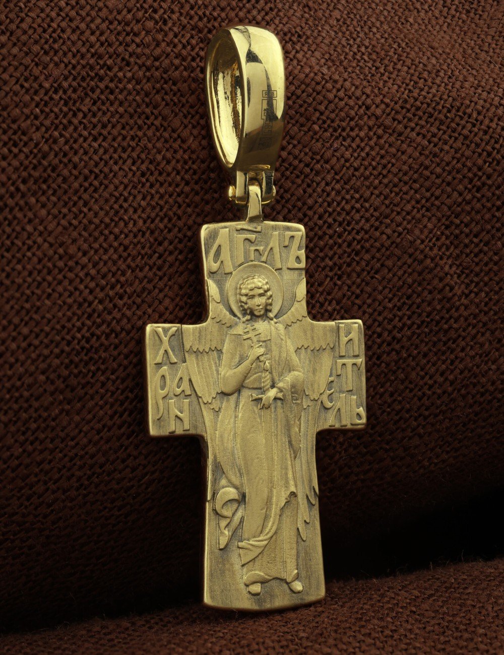 Крест из лимонного золота