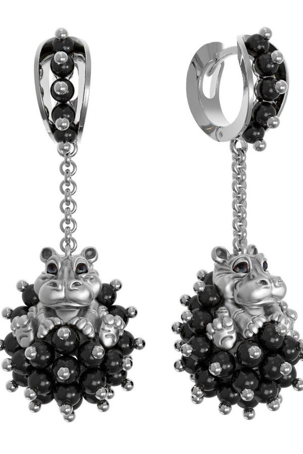 Серьги из белого золота c эмалью и ониксом