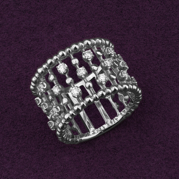 Кольцо из белого золота 585 пробы c бриллиантами