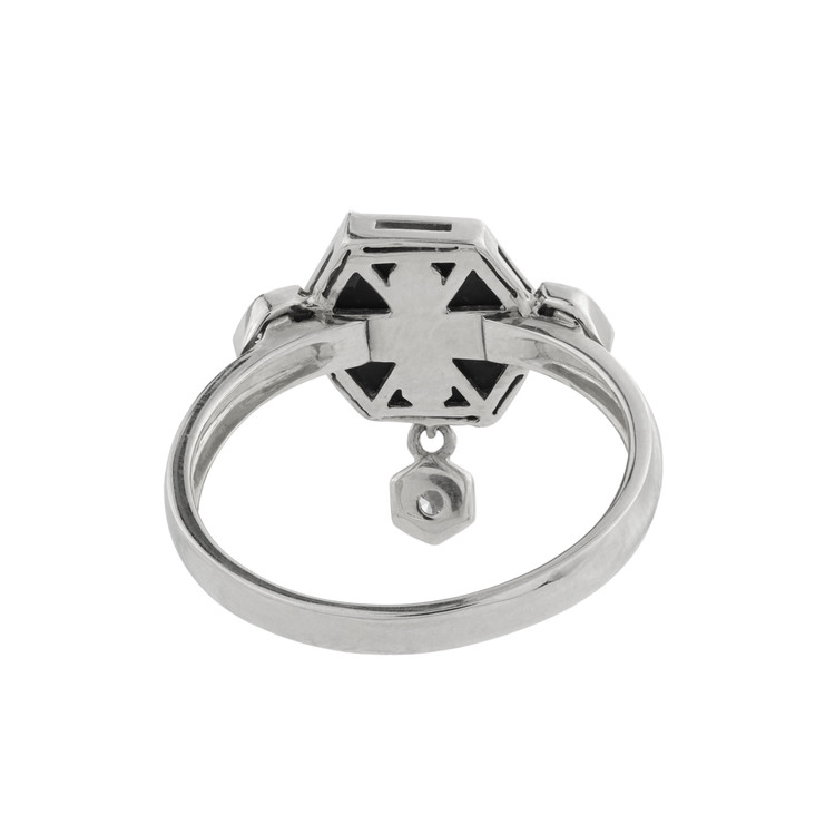 Кольцо из белого золота 585 пробы c бриллиантами и ониксом