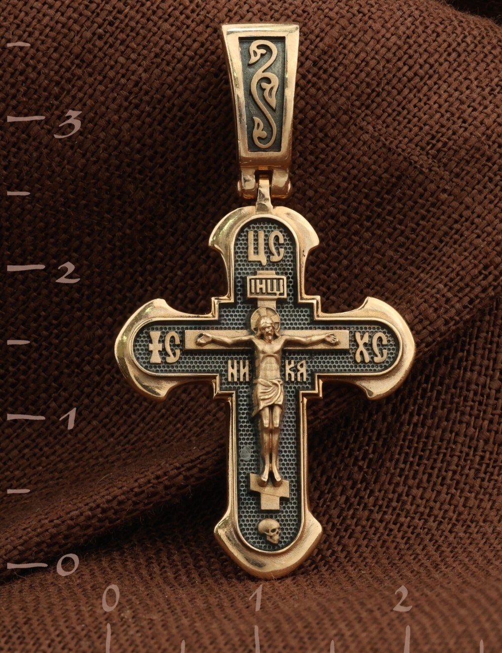 Крест из золота