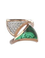 Кольцо из золота c бриллиантами и малахитом