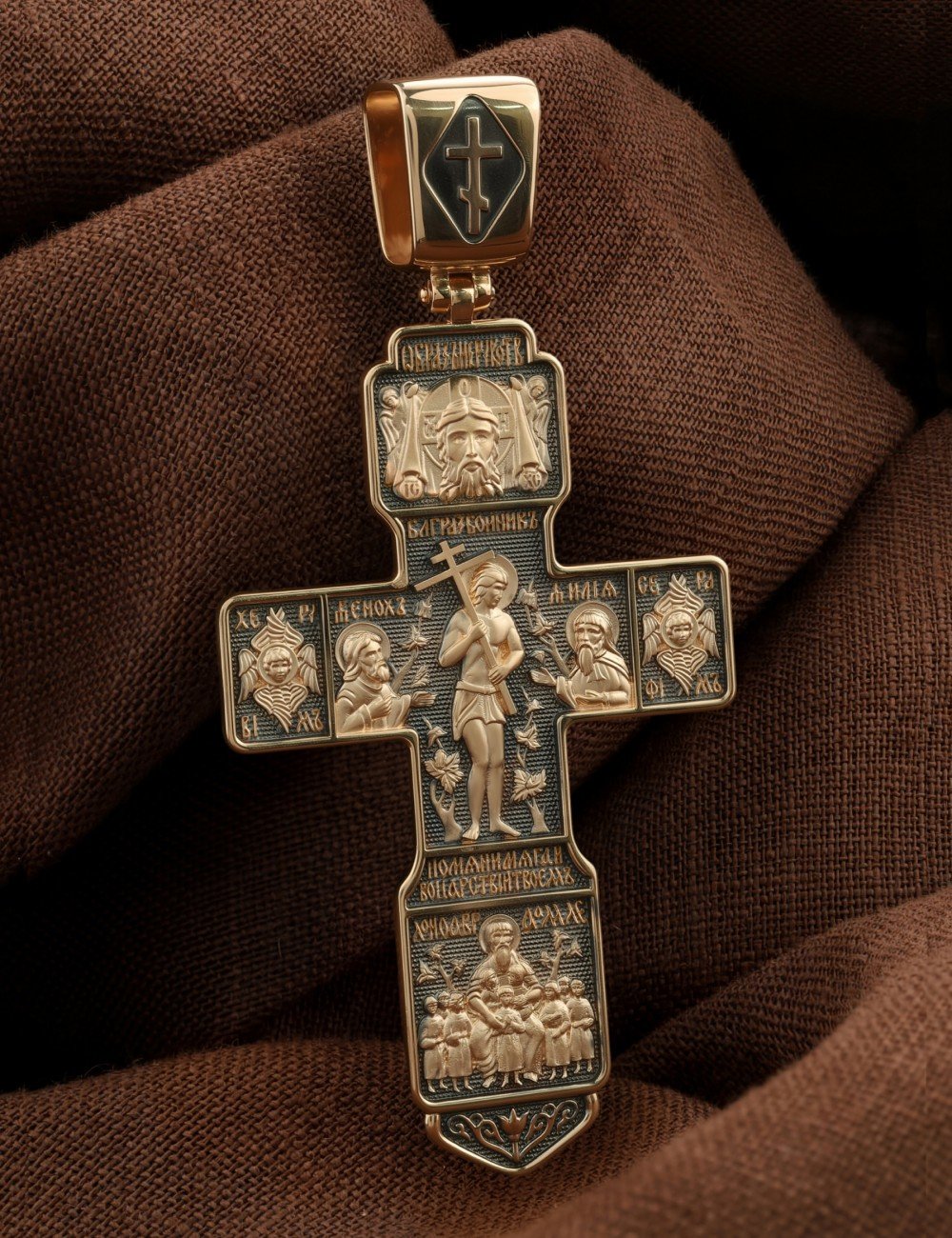 Крест из золота