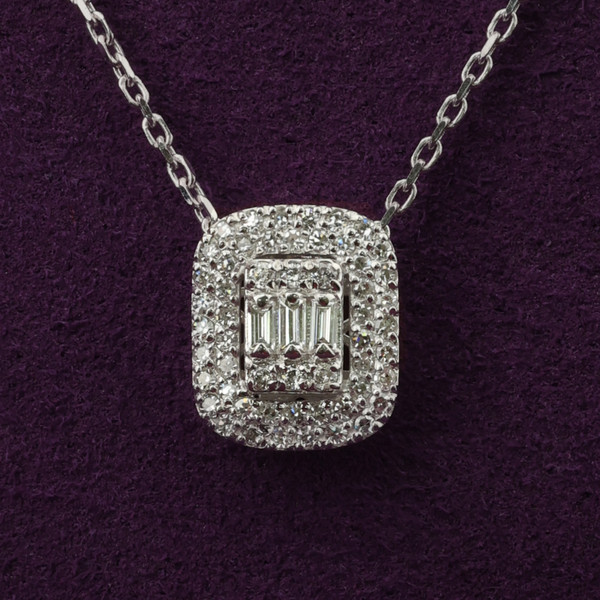 Колье из белого золота 585 пробы c бриллиантами