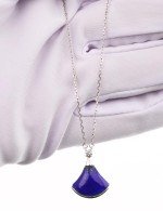 Колье из белого золота c бриллиантами и лазуритом