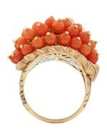 Кольцо из золота c эмалью и кораллом