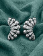 Серьги из белого золота c бриллиантами