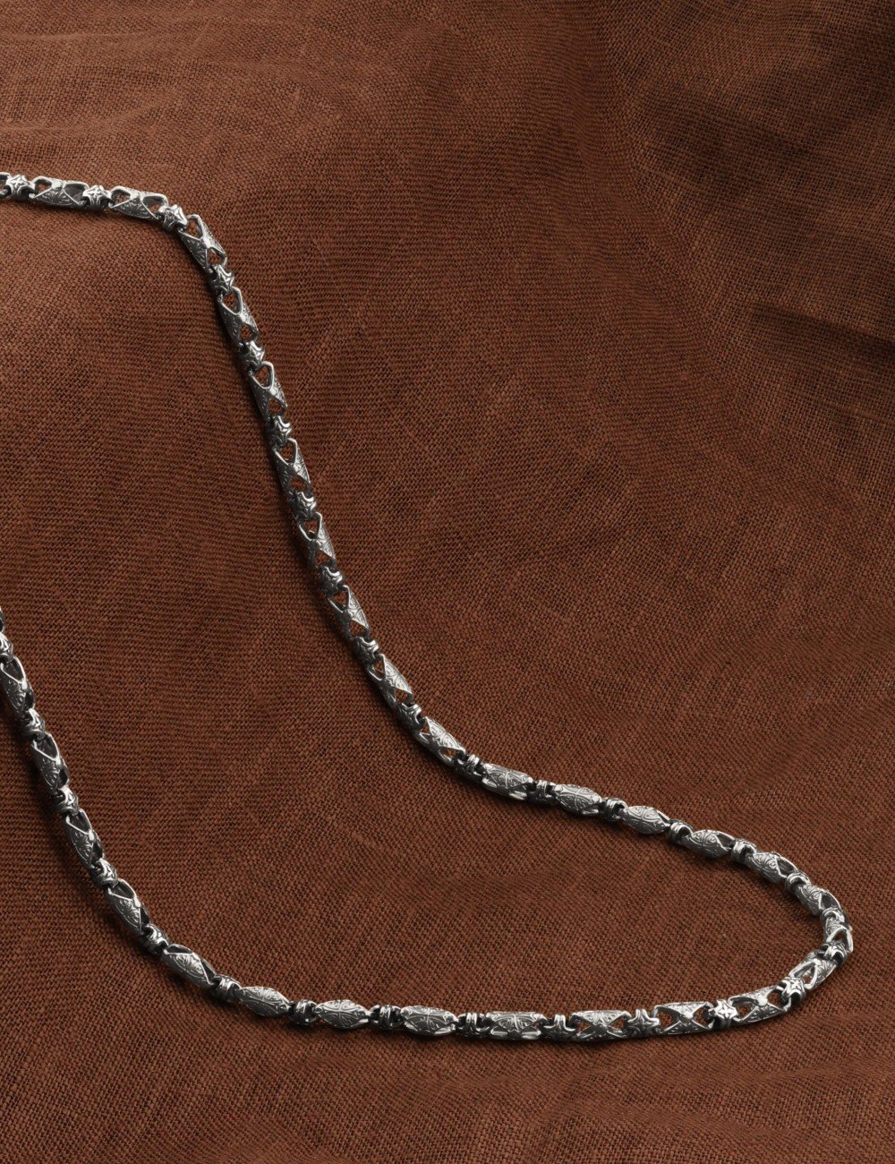 Цепь из белого золота