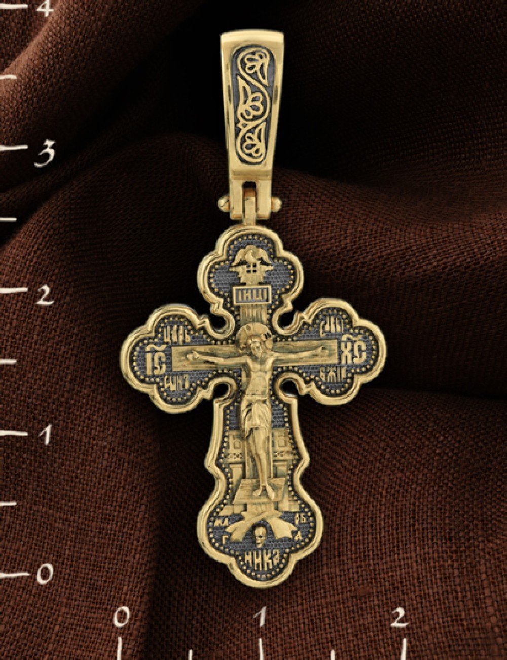 Крест из лимонного золота